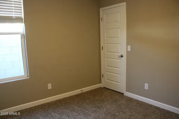 $2,500 | 8219 South 44th Glen, Laveen, AZ 85339