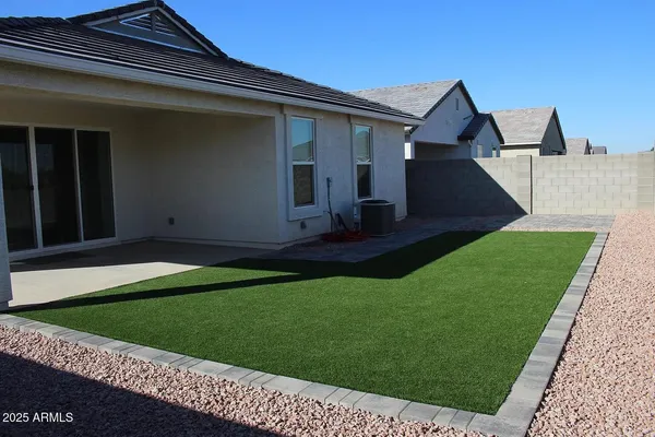 $2,500 | 8219 South 44th Glen, Laveen, AZ 85339