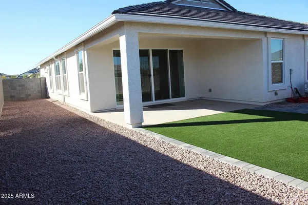 $2,500 | 8219 South 44th Glen, Laveen, AZ 85339