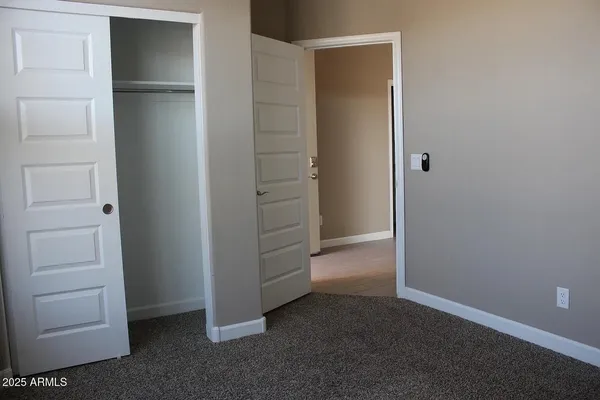 $2,500 | 8219 South 44th Glen, Laveen, AZ 85339