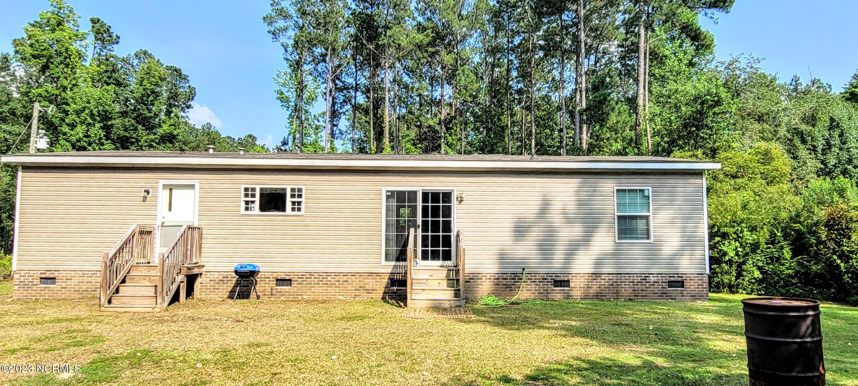 699 Pond Road Rocky Point, NC 28457 - Photo 20 of 25 20230611_162736