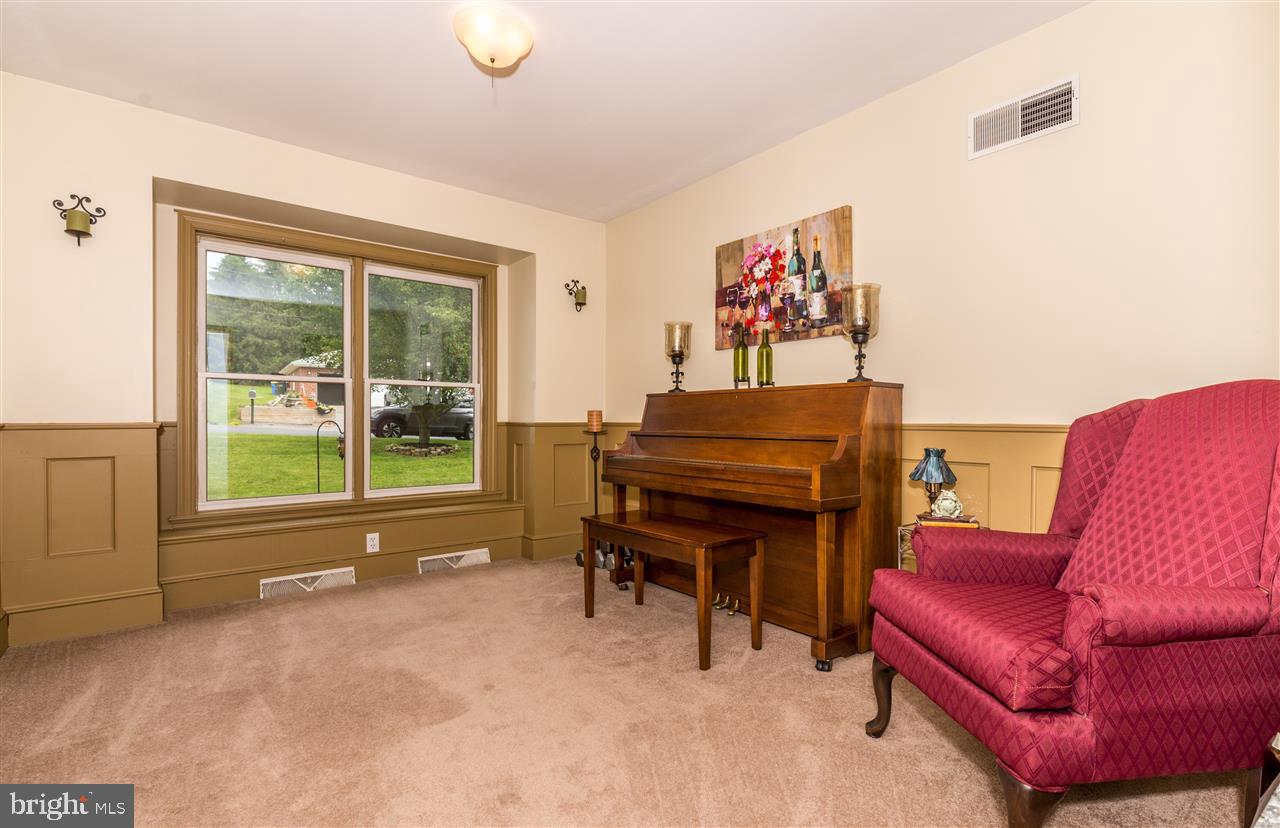 2170 Ridge Road York, PA 17406 - Photo 13 of 33 Gallery Image 13