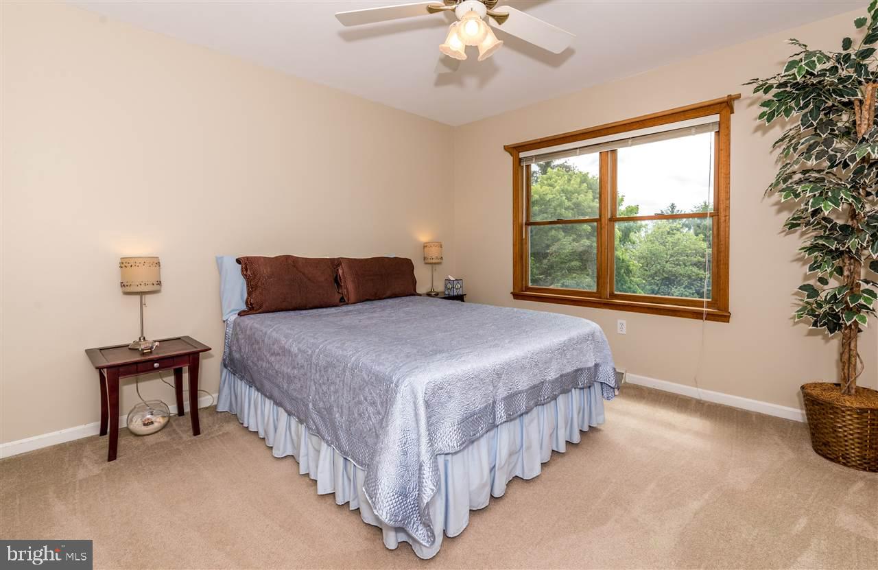 2170 Ridge Road York, PA 17406 - Photo 20 of 33 Gallery Image 20