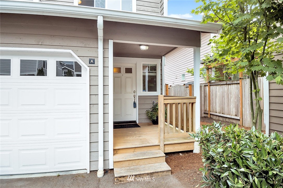 8040 212th Street Southwest, Unit A Edmonds, WA 98026 - Photo 1 of 24 Gallery Image 1