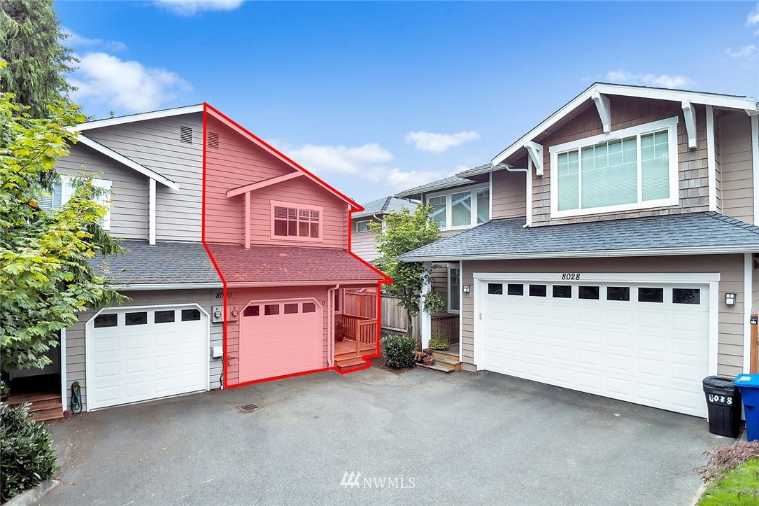 8040 212th Street Southwest, Unit A Edmonds, WA 98026 - Photo 2 of 24 Gallery Image 2
