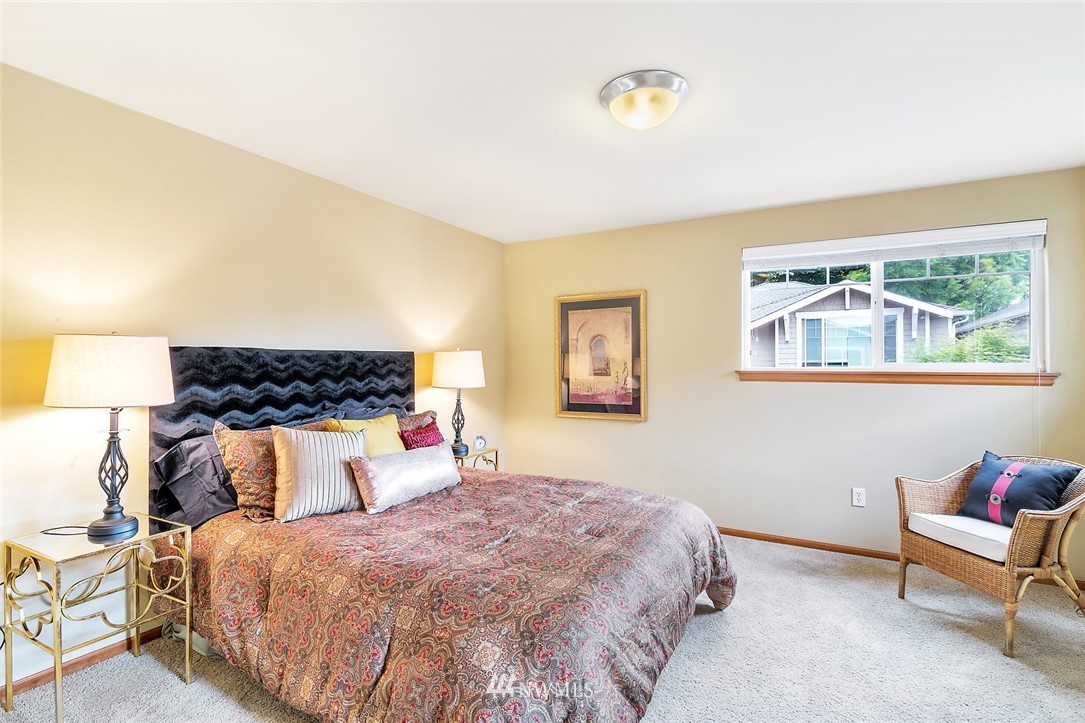 8040 212th Street Southwest, Unit A Edmonds, WA 98026 - Photo 14 of 24 Gallery Image 14
