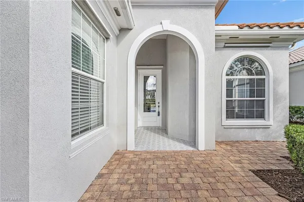 a view of livingroom with front door
