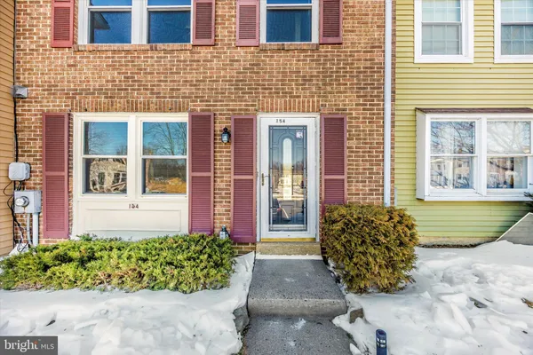 $334,950 | 154 Fairfield Drive, Frederick, MD 21702