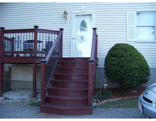 30 Flower Street Springfield, MA 01118 - Photo 3 of 25