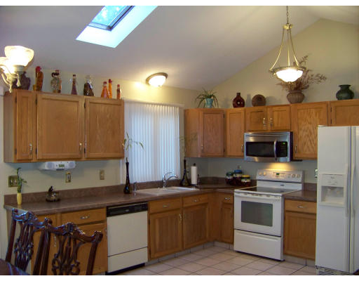 30 Flower Street Springfield, MA 01118 - Photo 4 of 25