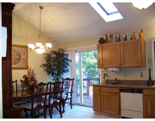 30 Flower Street Springfield, MA 01118 - Photo 5 of 25