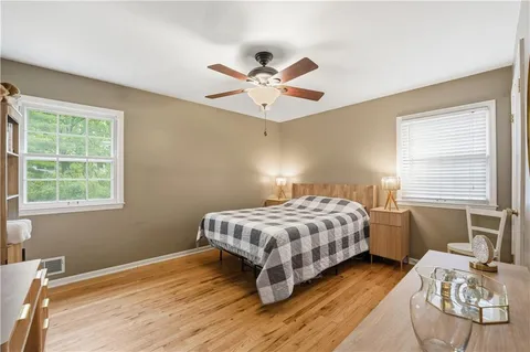 $375,000 | 9947 Ballentine Drive, Overland Park, KS 66214