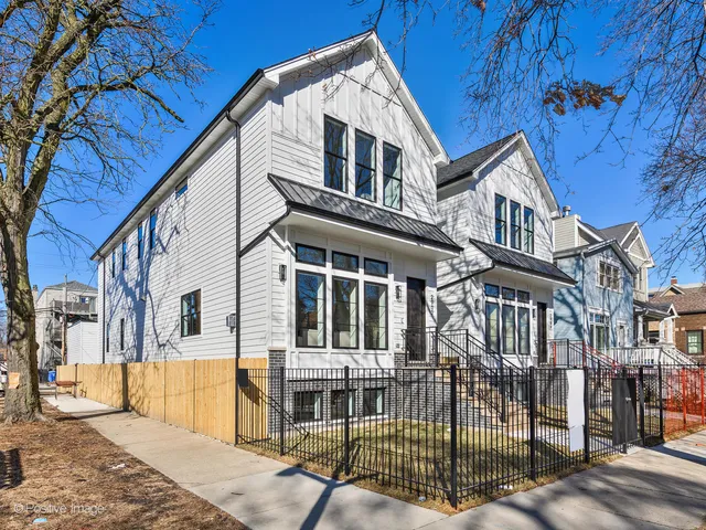 $1,800,000 | 2902 North Seeley Avenue, Chicago, IL 60618