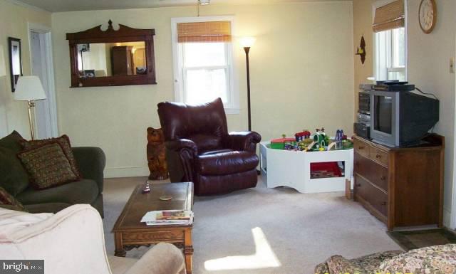 227 Pine Road Mount Holly Springs, PA 17065 - Photo 4 of 6 Gallery Image 4