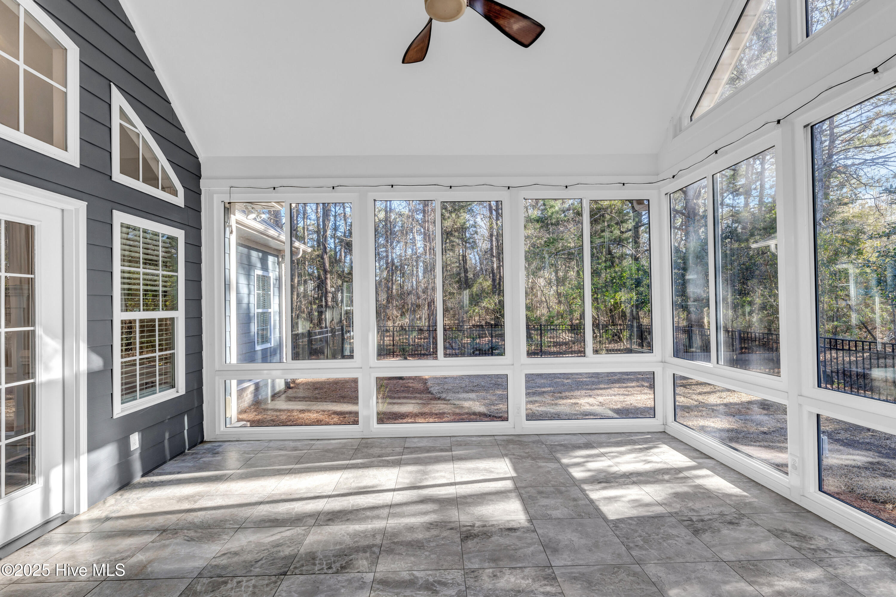 236 Hydrangea Lane Hampstead, NC 28443 - Photo 31 of 73 025_r6_0451_416