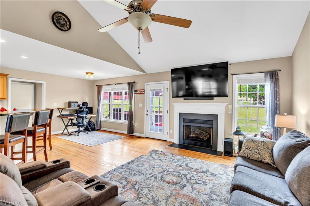 596 Smith Farm Road Lexington, NC 27292 - Photo 7 of 33