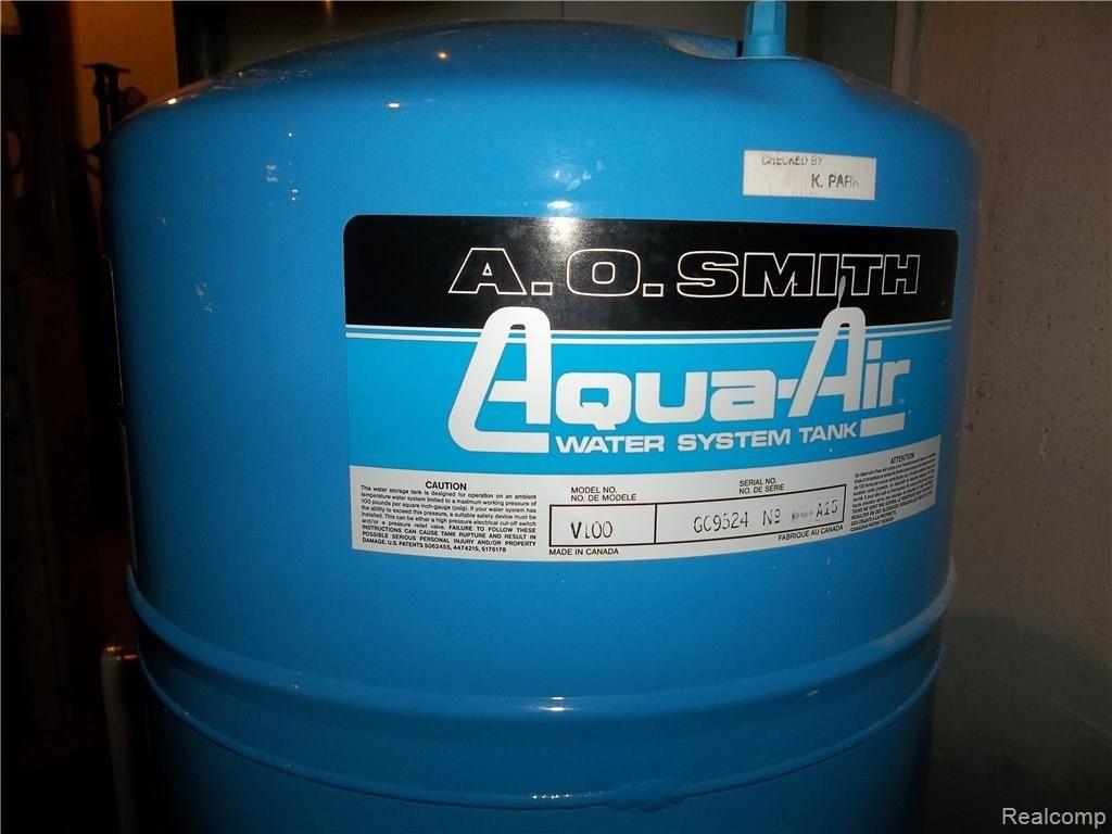 2873 Clarkston Road Oakland, MI 48363 - Photo 87 of 90 Water Softener