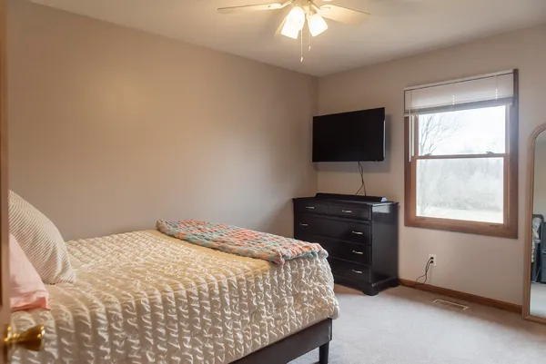 $409,900 | 11035 Village Lane, Clinton, MI 49236