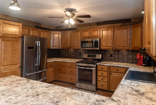 $409,900 | 11035 Village Lane, Clinton, MI 49236