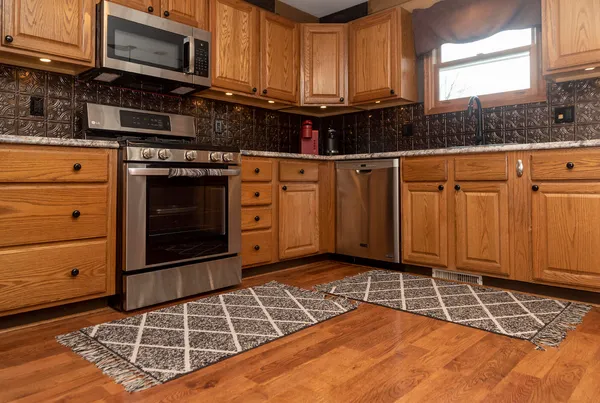 $409,900 | 11035 Village Lane, Clinton, MI 49236