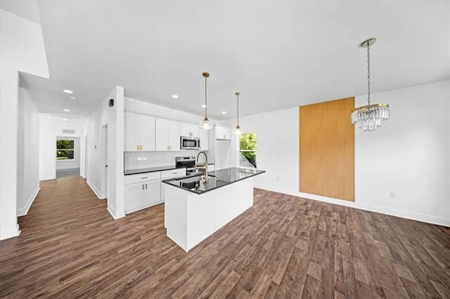 $324,900 | 2100 South 37th Street, Kansas City, KS 66106