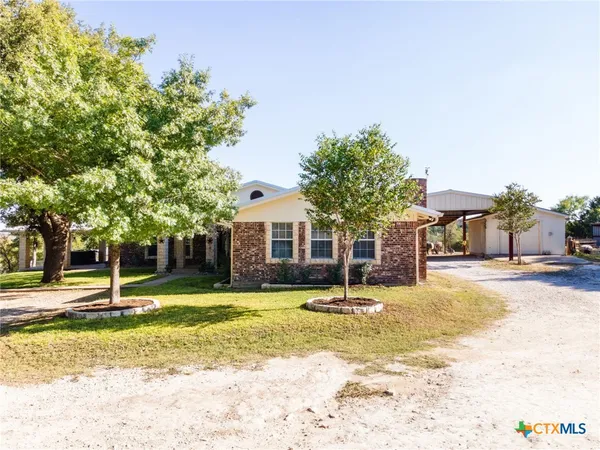 $549,000 | 207 County Road 4492, Kempner, TX 76539