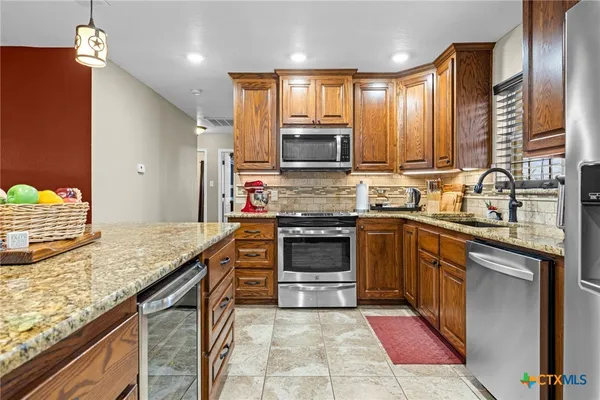 $549,000 | 207 County Road 4492, Kempner, TX 76539