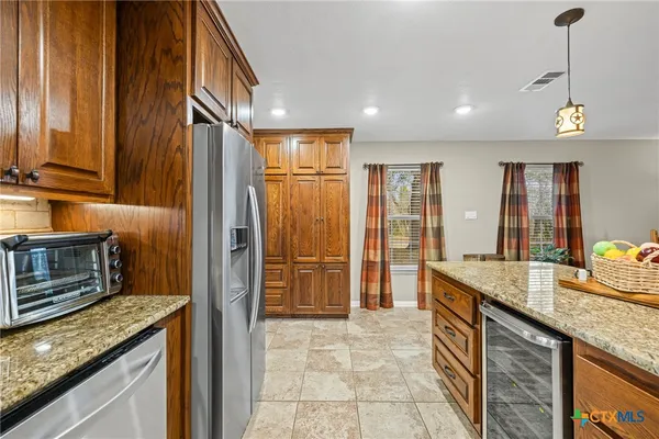 $549,000 | 207 County Road 4492, Kempner, TX 76539