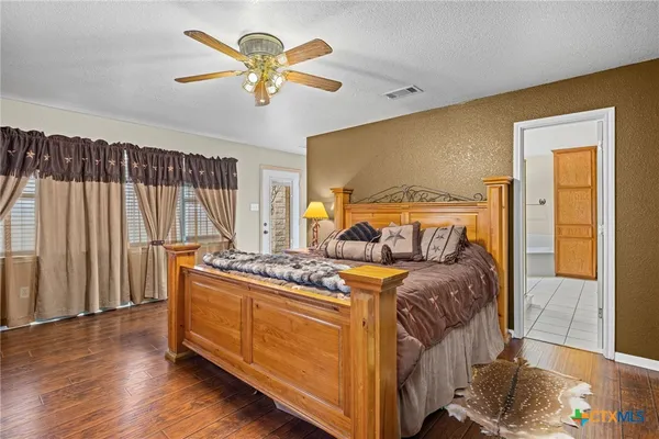 $549,000 | 207 County Road 4492, Kempner, TX 76539