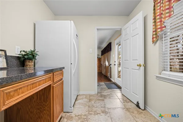 $549,000 | 207 County Road 4492, Kempner, TX 76539