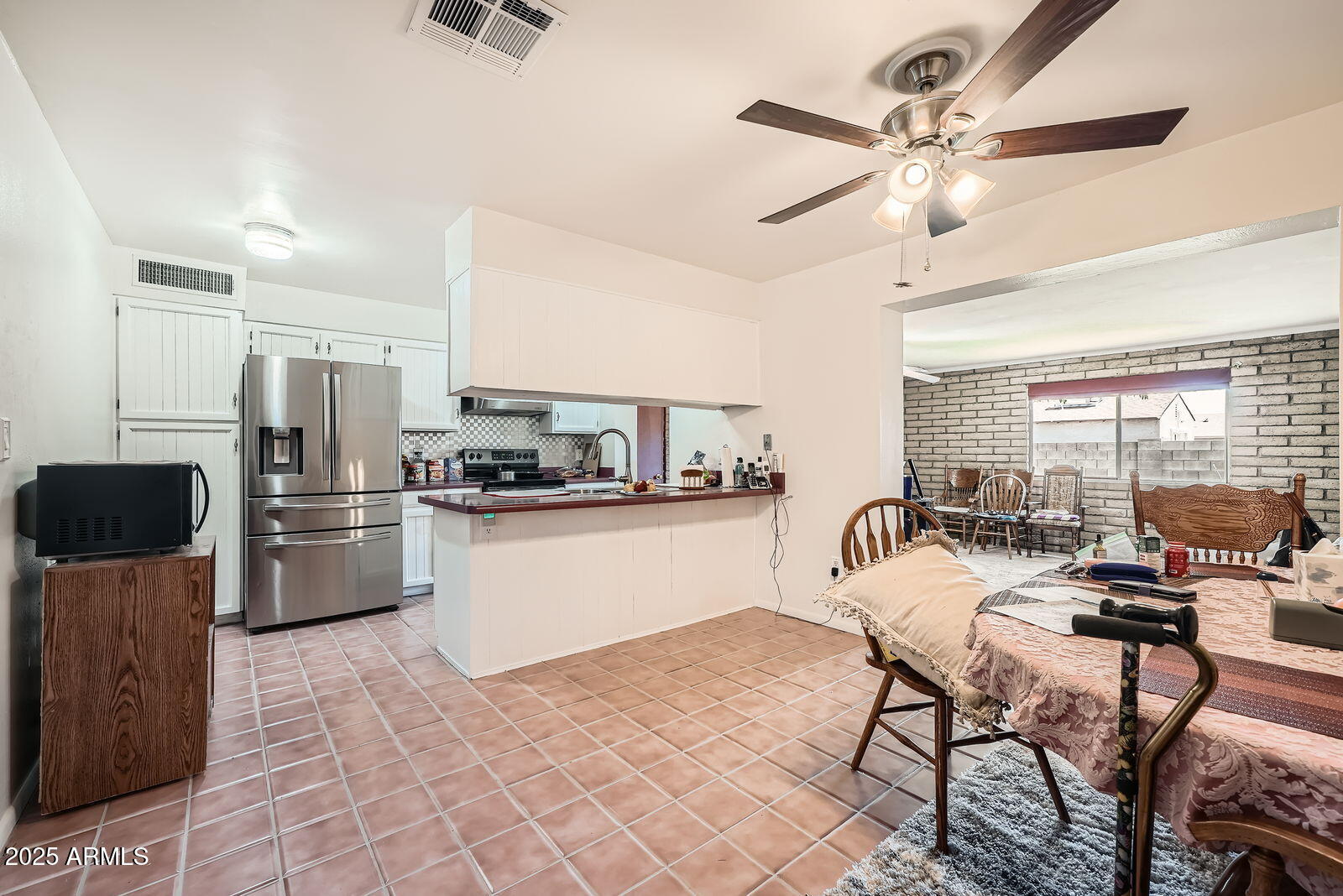 5343 West Coronado Road Phoenix, AZ 85035 - Photo 3 of 11 5343 W Coronado Rd - Web Quality - 003 -