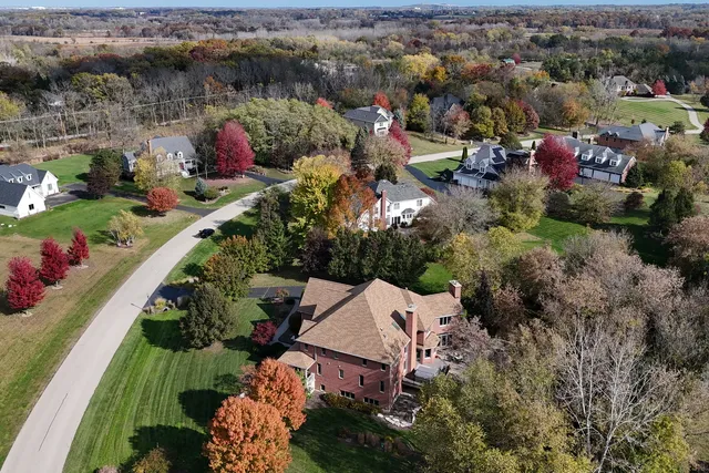 $945,000 | 39716 Orchard Bluff Lane, Wadsworth, IL 60083