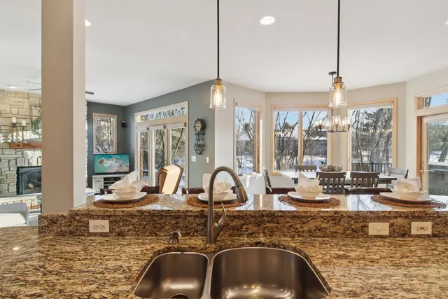 $945,000 | 39716 Orchard Bluff Lane, Wadsworth, IL 60083