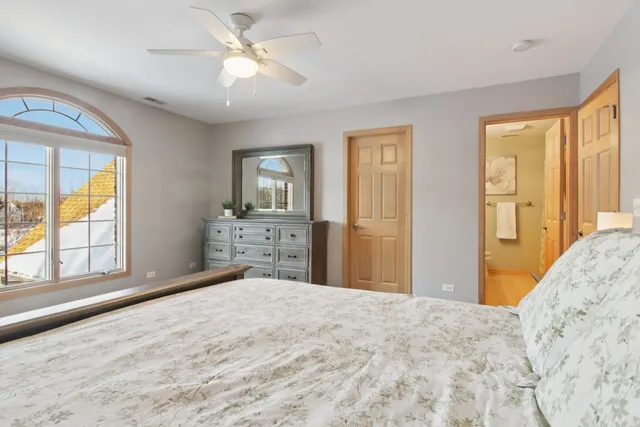 $945,000 | 39716 Orchard Bluff Lane, Wadsworth, IL 60083