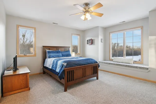 $945,000 | 39716 Orchard Bluff Lane, Wadsworth, IL 60083