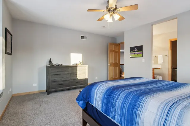 $945,000 | 39716 Orchard Bluff Lane, Wadsworth, IL 60083