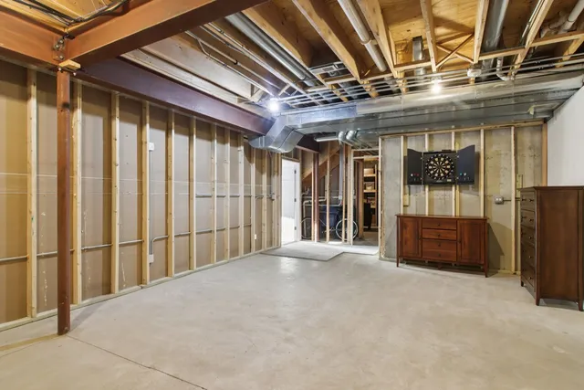 $945,000 | 39716 Orchard Bluff Lane, Wadsworth, IL 60083