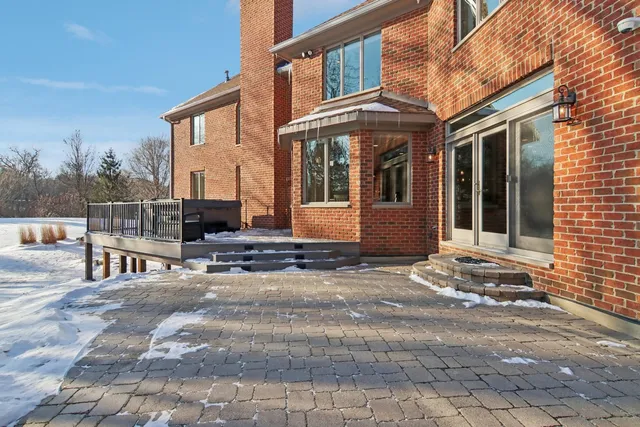 $945,000 | 39716 Orchard Bluff Lane, Wadsworth, IL 60083