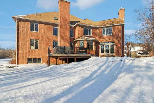 $945,000 | 39716 Orchard Bluff Lane, Wadsworth, IL 60083