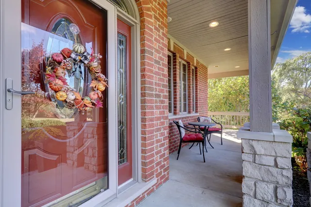 $945,000 | 39716 Orchard Bluff Lane, Wadsworth, IL 60083