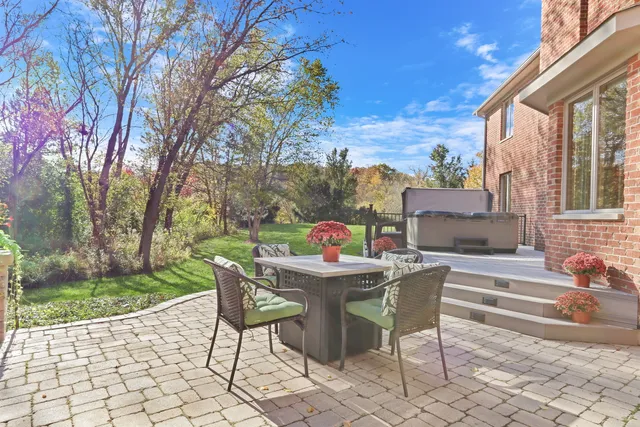 $945,000 | 39716 Orchard Bluff Lane, Wadsworth, IL 60083