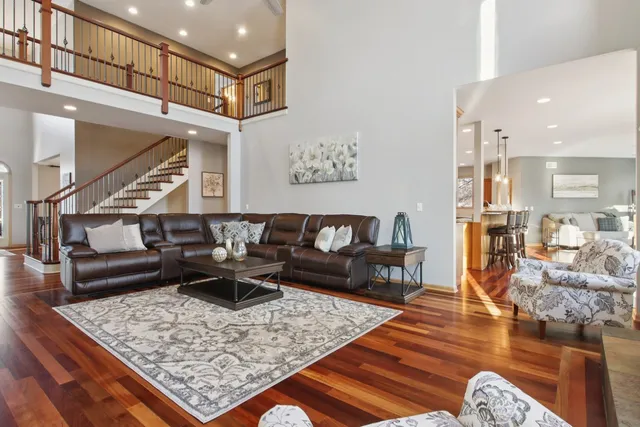 $945,000 | 39716 Orchard Bluff Lane, Wadsworth, IL 60083