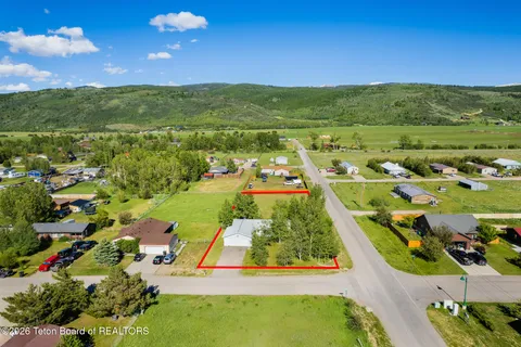 $670,000 | 7979 Coyote Lane, Victor, ID 83455