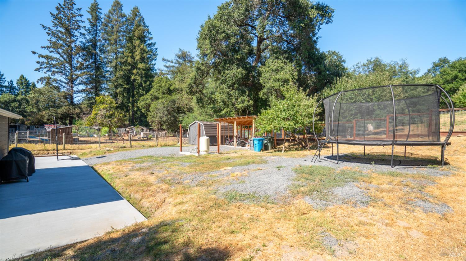 1550 Laguna Road Santa Rosa, CA 95401 - Photo 11 of 35