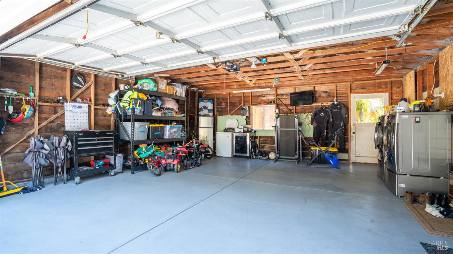 1550 Laguna Road Santa Rosa, CA 95401 - Photo 19 of 35 Epoxy floor spacious garage