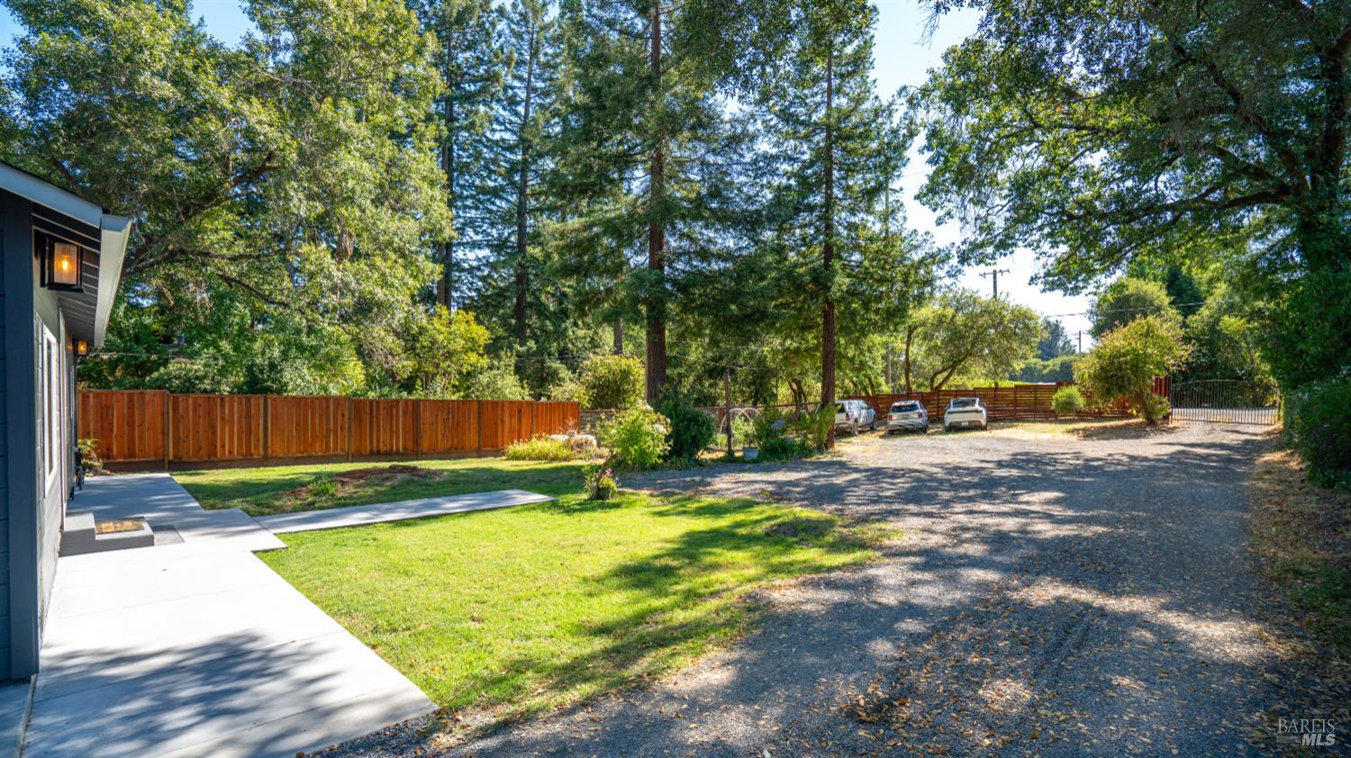 1550 Laguna Road Santa Rosa, CA 95401 - Photo 7 of 35