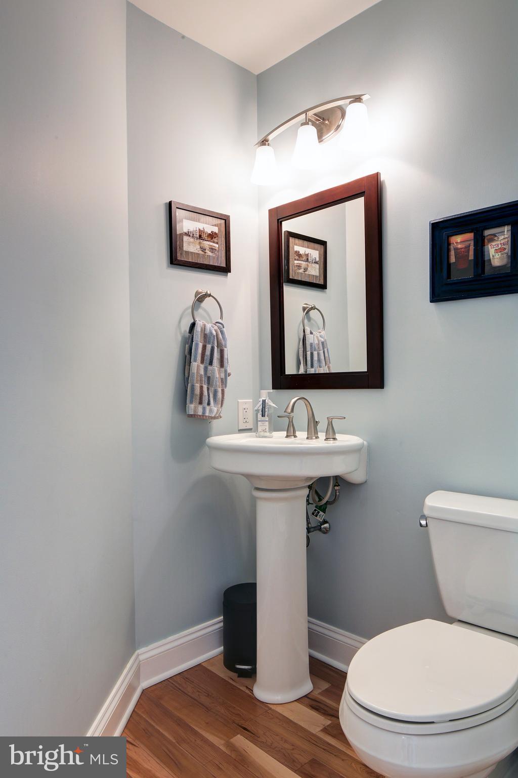 1 Beach Road Severna Park, MD 21146 - Photo 11 of 40 powder room