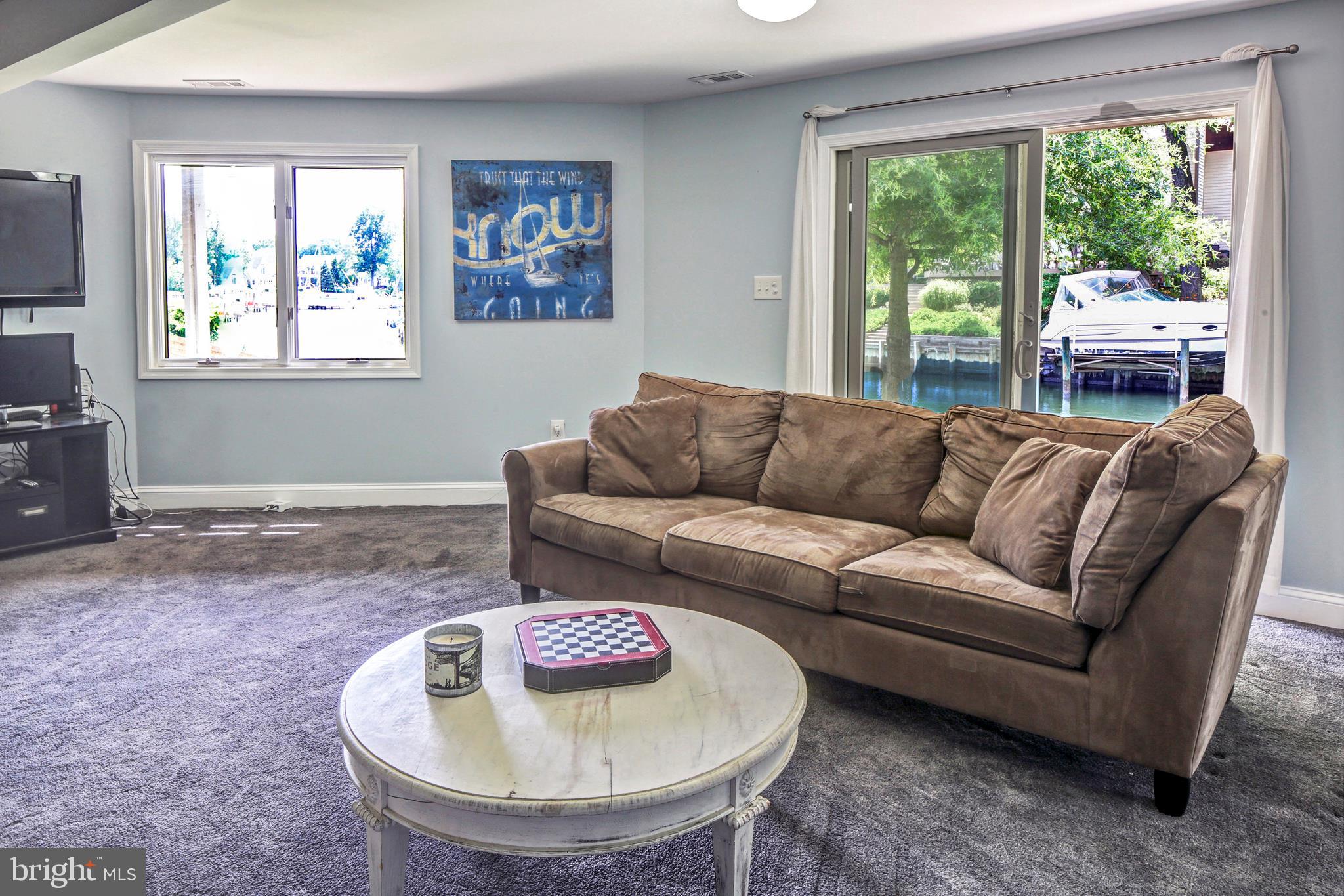 1 Beach Road Severna Park, MD 21146 - Photo 18 of 40 family room