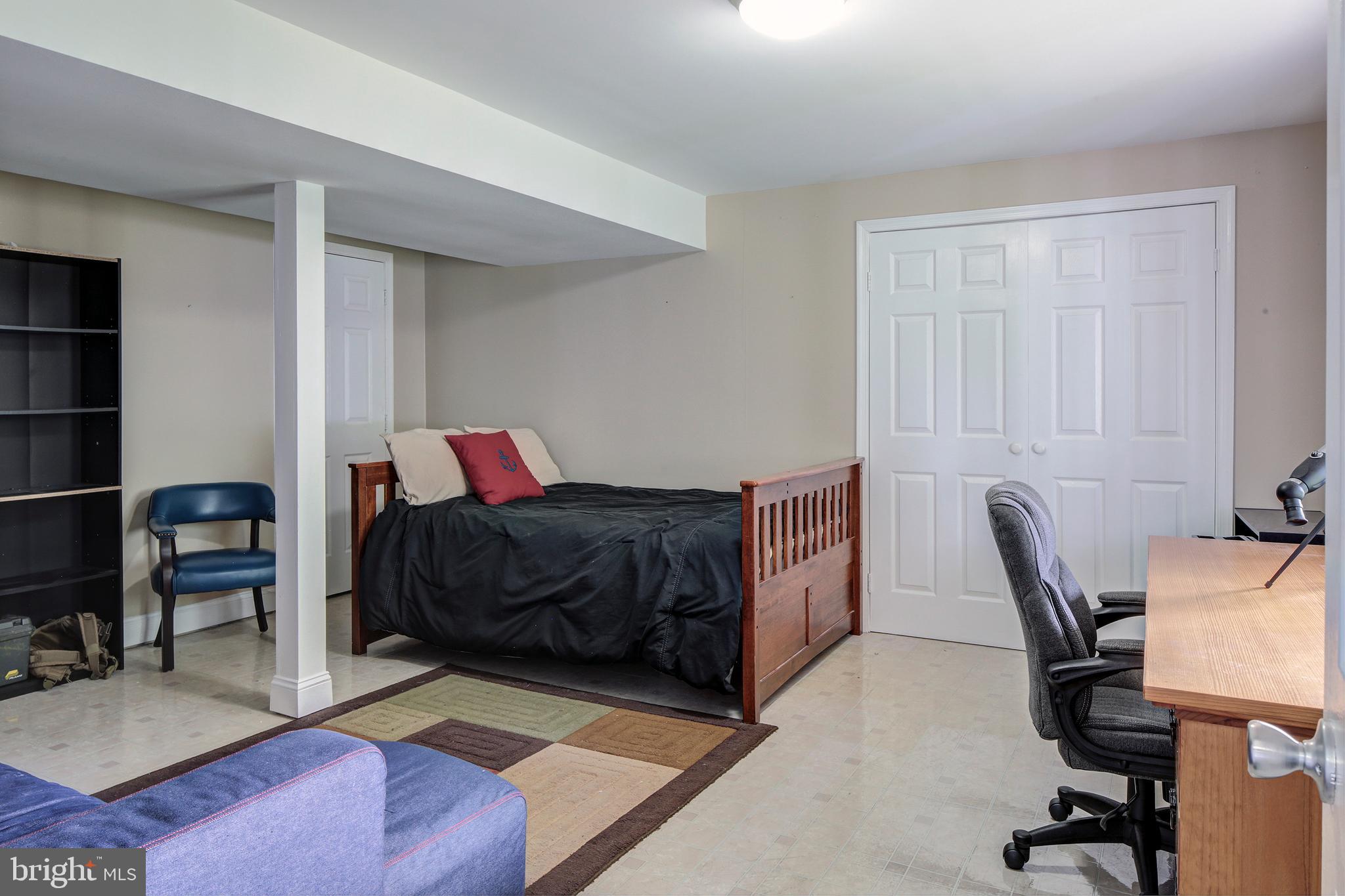 1 Beach Road Severna Park, MD 21146 - Photo 23 of 40 4th bedroom