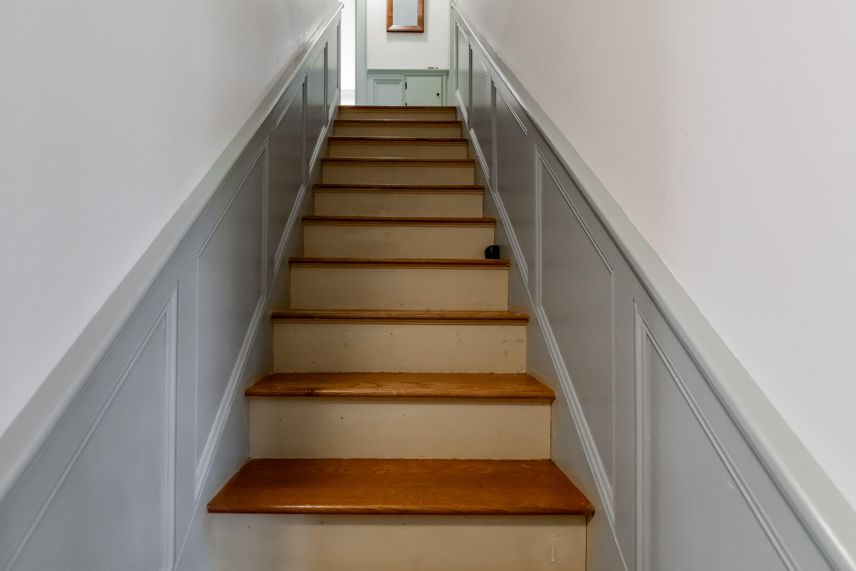 295 Ferry Road Saco, ME 04072 - Photo 37 of 61 staircase